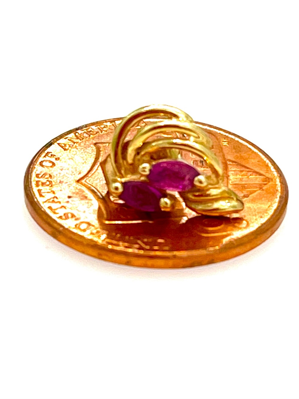 Vintage 14K Ruby Stud Earrings - Picture 5 of 5